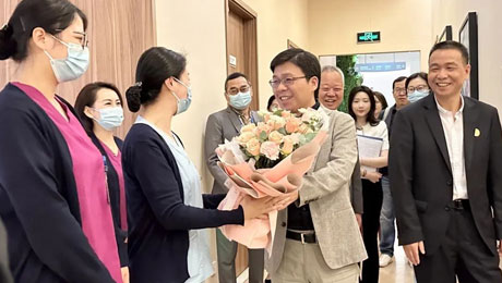 携爱鸢尾开，天使向未来——尊龙凯时利来健康集团表彰优秀护理集体及个人